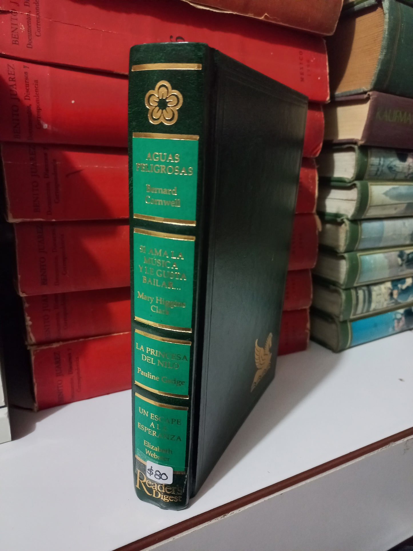 AGUAS PELIGROSAS POR BERNARD CORNWELL, SI AMA LA MÚSICA Y LE GUSTA BAILAR... POR MARY HIGGINS CLARK, LA PRINCESA DEL NILO POR PAULINE GEDGE, UN ESCAPE A LA ESPERANZA POR ELIZABETH WEBSTER USADO NOVELA JUÁREZ