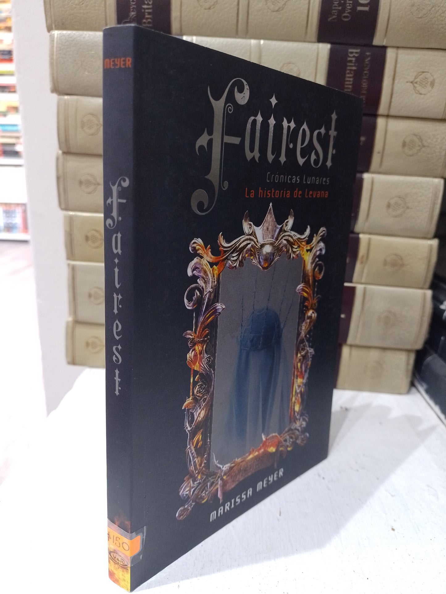 FAIREST CRONICAS LUNARES LA HISTORIA DE LEVANA POR MARISSA MAYER USADO NOVELA JUAREZ 515