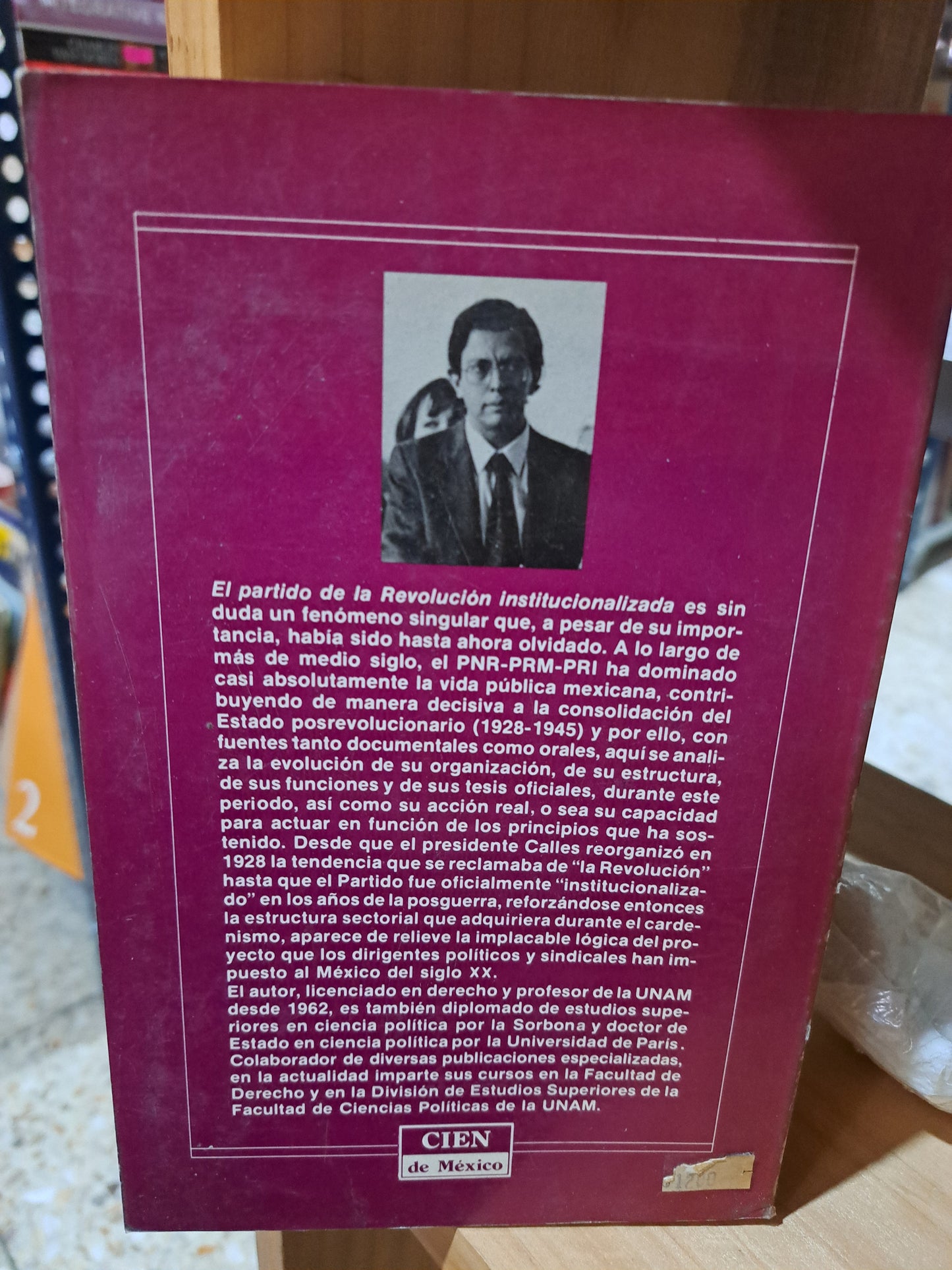 EL PARTIDO DE LA REVOLUCION INSTITUCIONALIZADA LUIS JAVIER GARRIDO USADO POLÍTICA ALDAMA