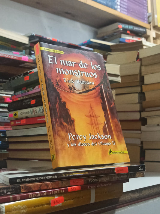 EL MAR DE LOS MONSTRUOS POR RICK RIORDAN USADO NOVELAS JUÁREZ