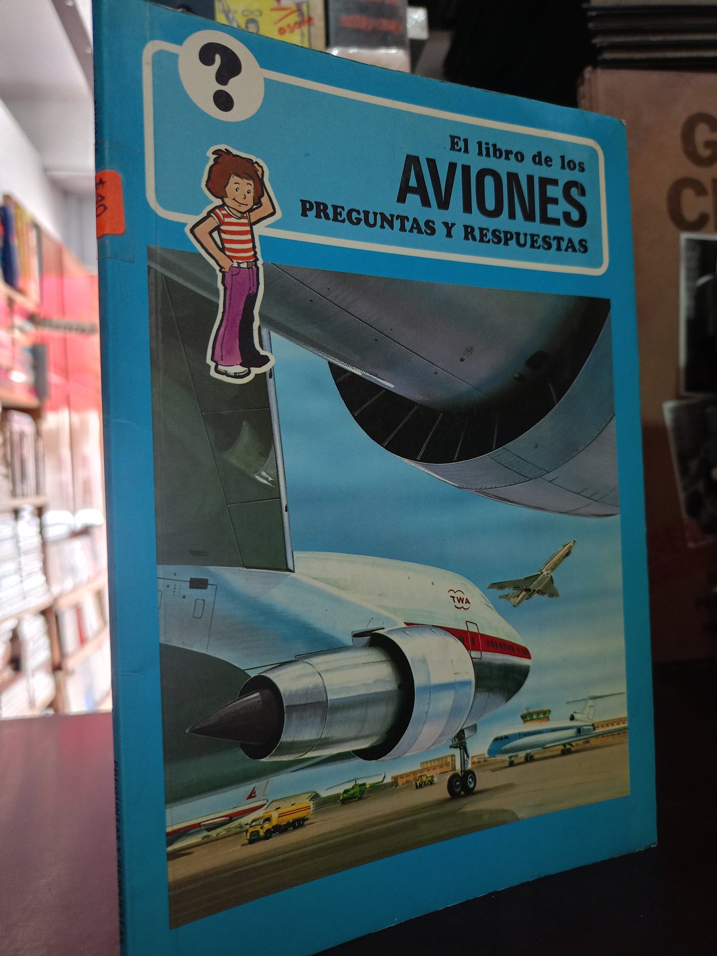 EL LIBRO DE PREGUNTAS Y RESPUESTAS USADO CIENCIA LITERARIO 305