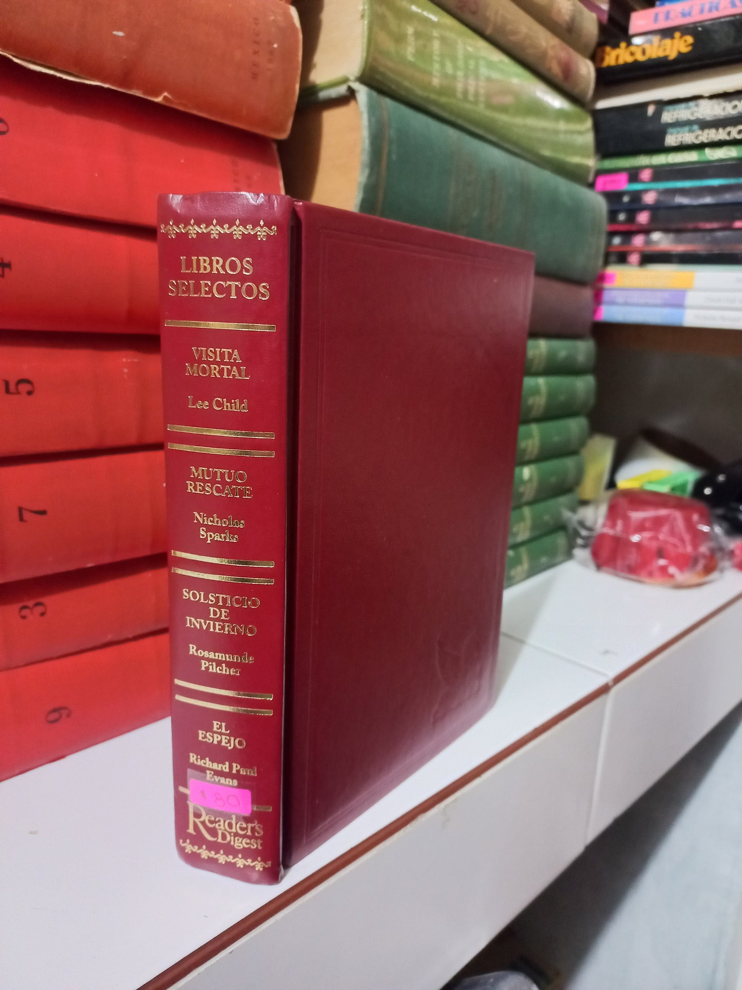 VISITA MORTAL POR LEE CHILD, MUTUO RESCATE POR NICHOLAS SPARKS, SOLSTICIO DE INVIERNO POR ROSAMUNDE PILCHER, EL ESPEJO POR RICHARD PAUL EVANS USADO NOVELA JUÁREZ