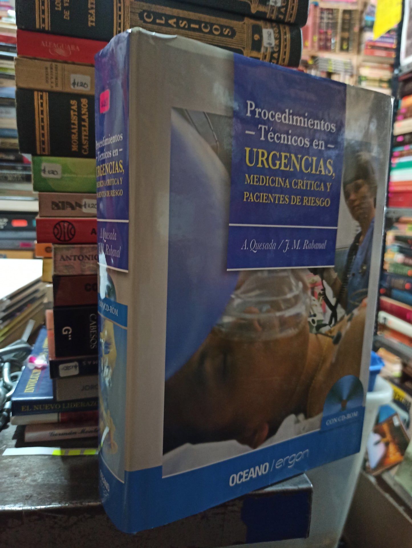 PROCEDIMIENTOS TECNICOS EN URGENCIAS MEDICINA CRITICA Y PACIENTES DE RIESGO POR A. QUESADA USADO SALUD ALDAMA