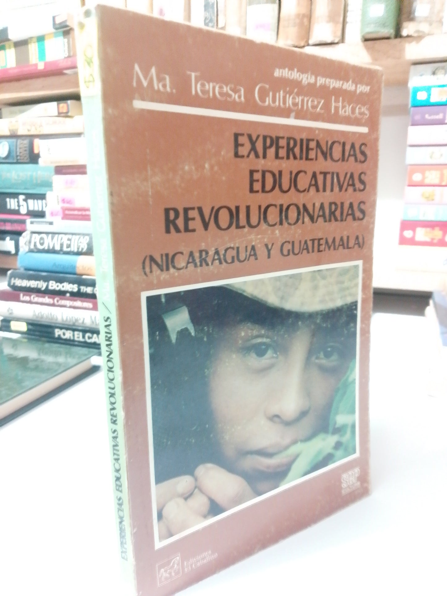 EXPERIENCIAS EDUCATIVAS REVOLUCIONARIAS POR MA. TERESA GUTIÉRREZ USADO HISTORIA JUAREZ