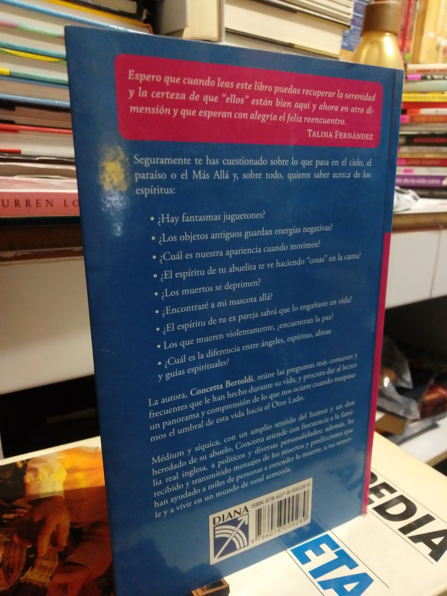 LOS ESPÍRITUS TE VEN CUANDO TE BAÑAS POR CONCETTA BERTOLDI USADO SUP.PERSONAL JUAREZ