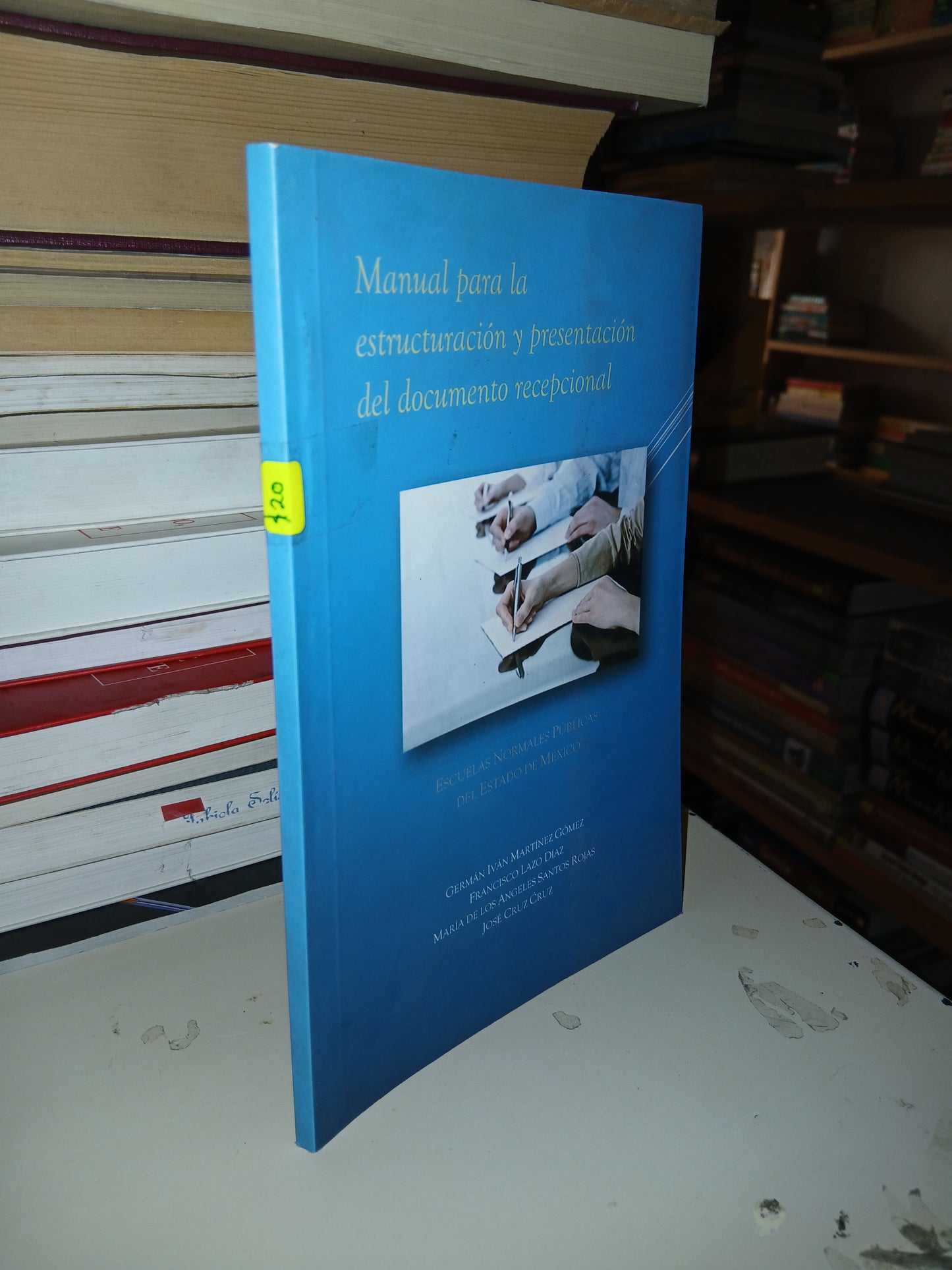 MANUAL PARA LA ESTRUCTURACIÓN Y PRESENTACIÓN DEL DOCUMENTO RECEPCIONAL (VARIOS AUTORES) USADO EDUCACIÓN LITERARIO 207