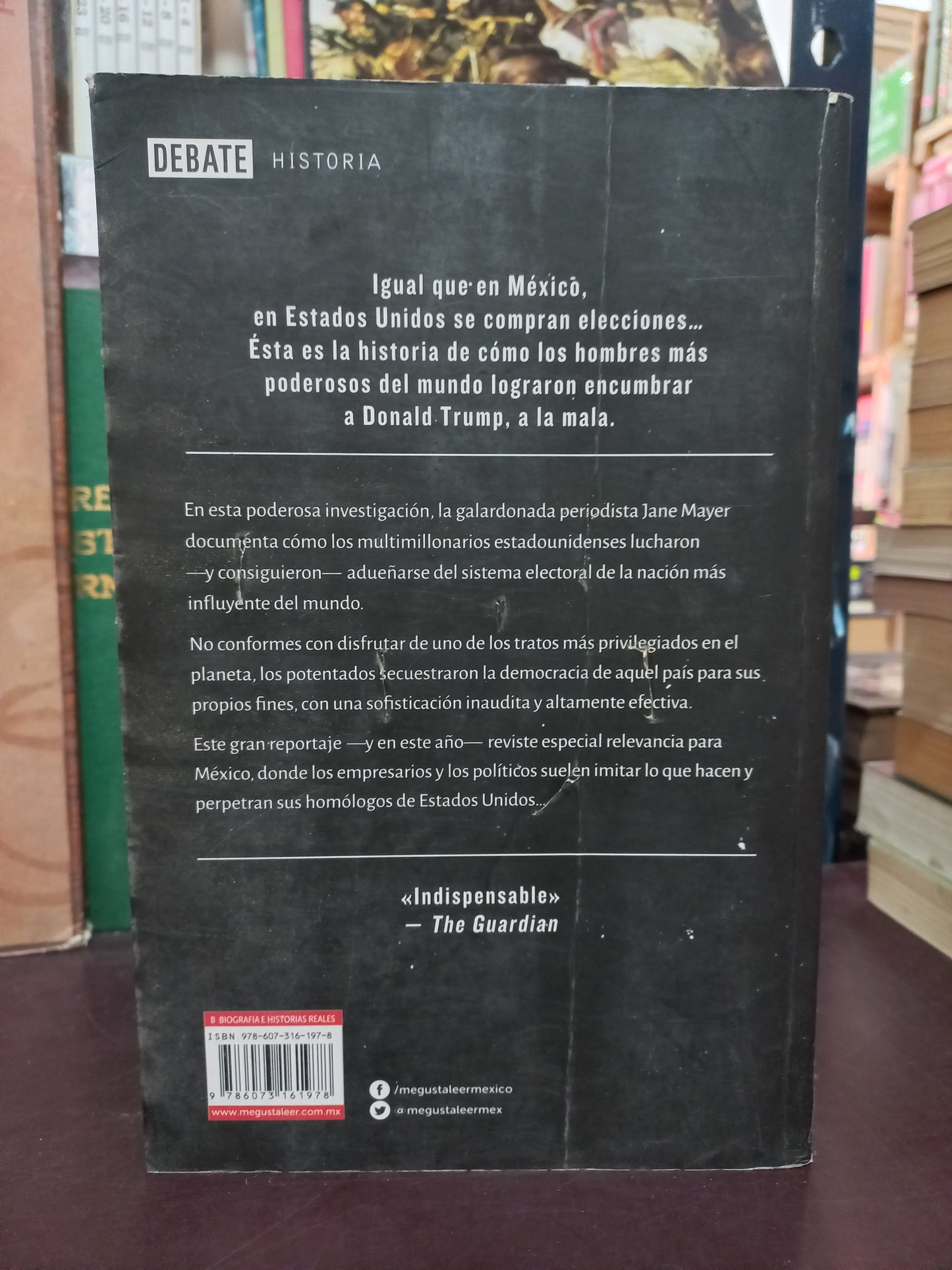 DINERO OSCURO POR JANE MAYER USADO POLÍTICA LITERARIO 305