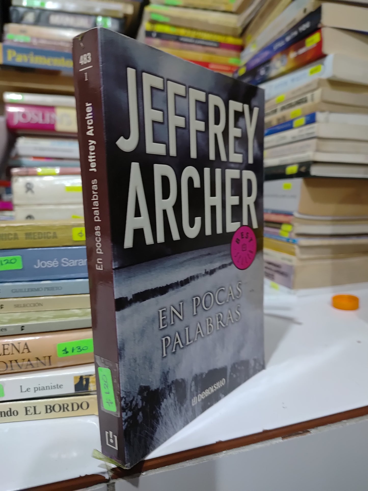 EN POCAS PALABRAS POR JEFFREY ARCHER USADO NOVELAS JUAREZ