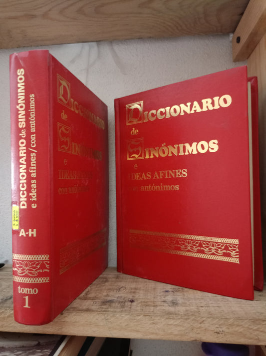 DICCIONARIO DE SINONIMOS E IDEAS AFINES CON ANTONIMOS USADO EDUCACIÓN LITERARIO 305