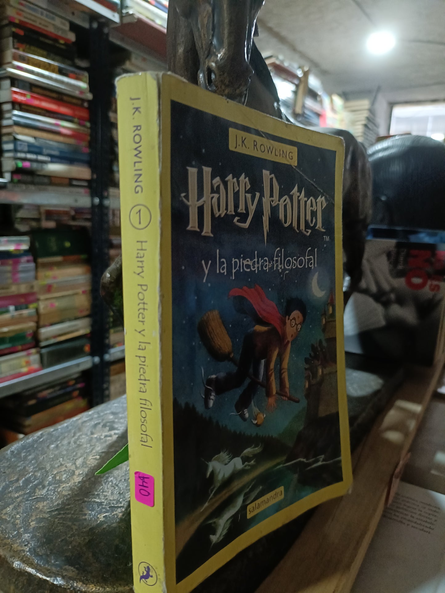 HARRY POTTER Y LA PIEDA FILOSOFAL POR J K ROWLING USADO NOVELAS ALDAMA