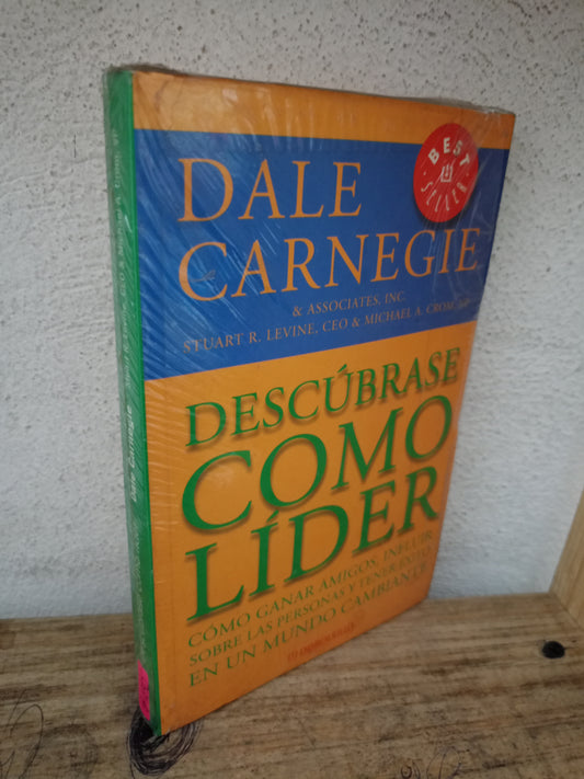 DESCÚBRESE COMO LÍDER POR DALE CARNEGIE NUEVO LIBROS NUEVOS LITERARIO 305