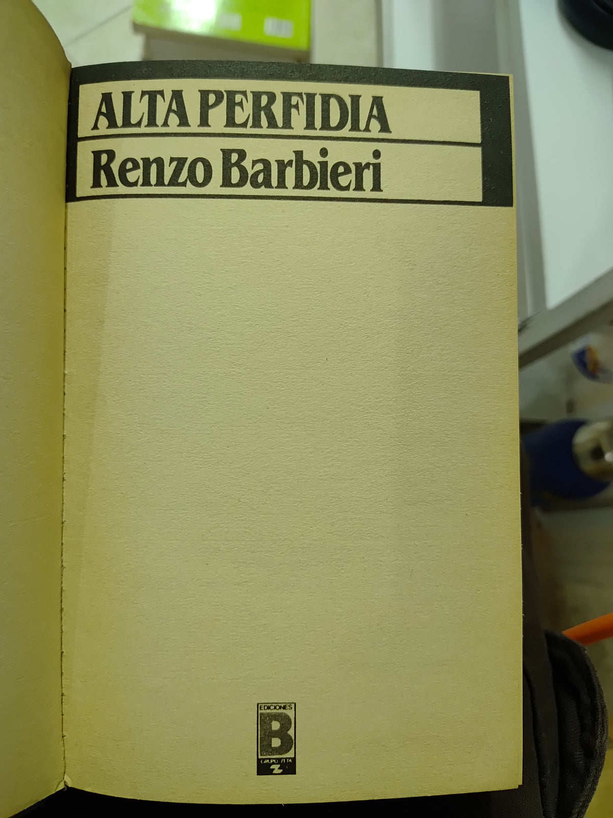 ALTA PERFIDIA POR RENZO BARBIERI USADO NOVELAS JUAREZ 515