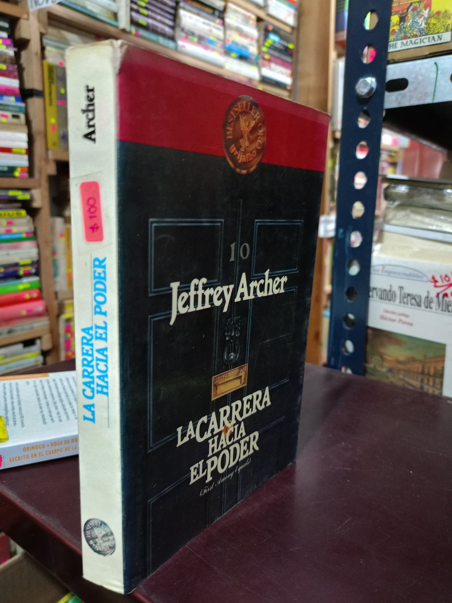 LA CARRERA HACIA EL PODER POR JEFFREY ARCHER USADO NOVELAS LITERARIO 305