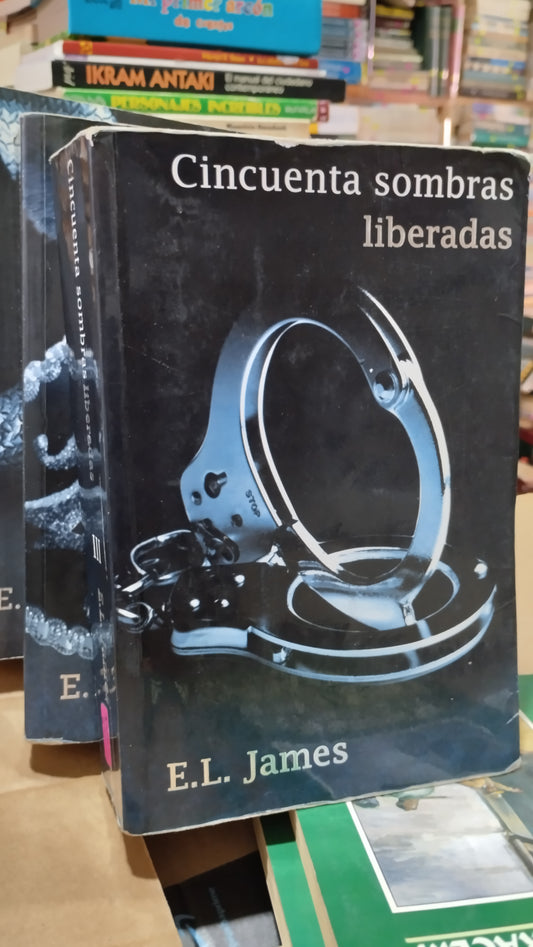 CINCUENTA SOMBRAS DE GREY POR E I JAMES 3 TOMOS LIBRO USADO NOVELAS ALDAMA