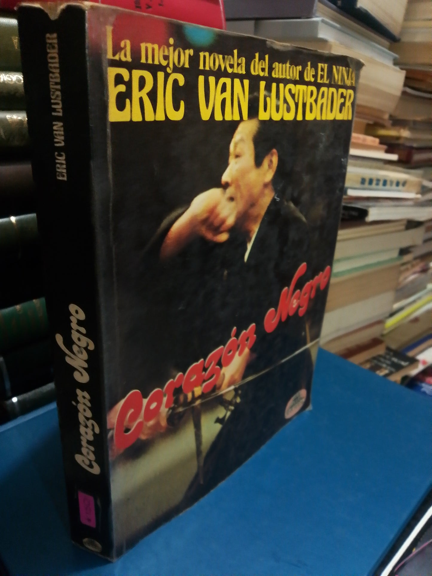 CORAZON NEGRO POR ERIC VAN LUSTBADER USADO NOVELA JUÁREZ