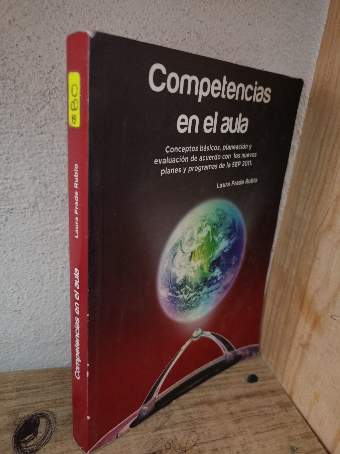 COMOETENCIAS EN EL AULA POR LAURA FRADE RUBIO USADO EDUCACIÓN LITERARIO 305