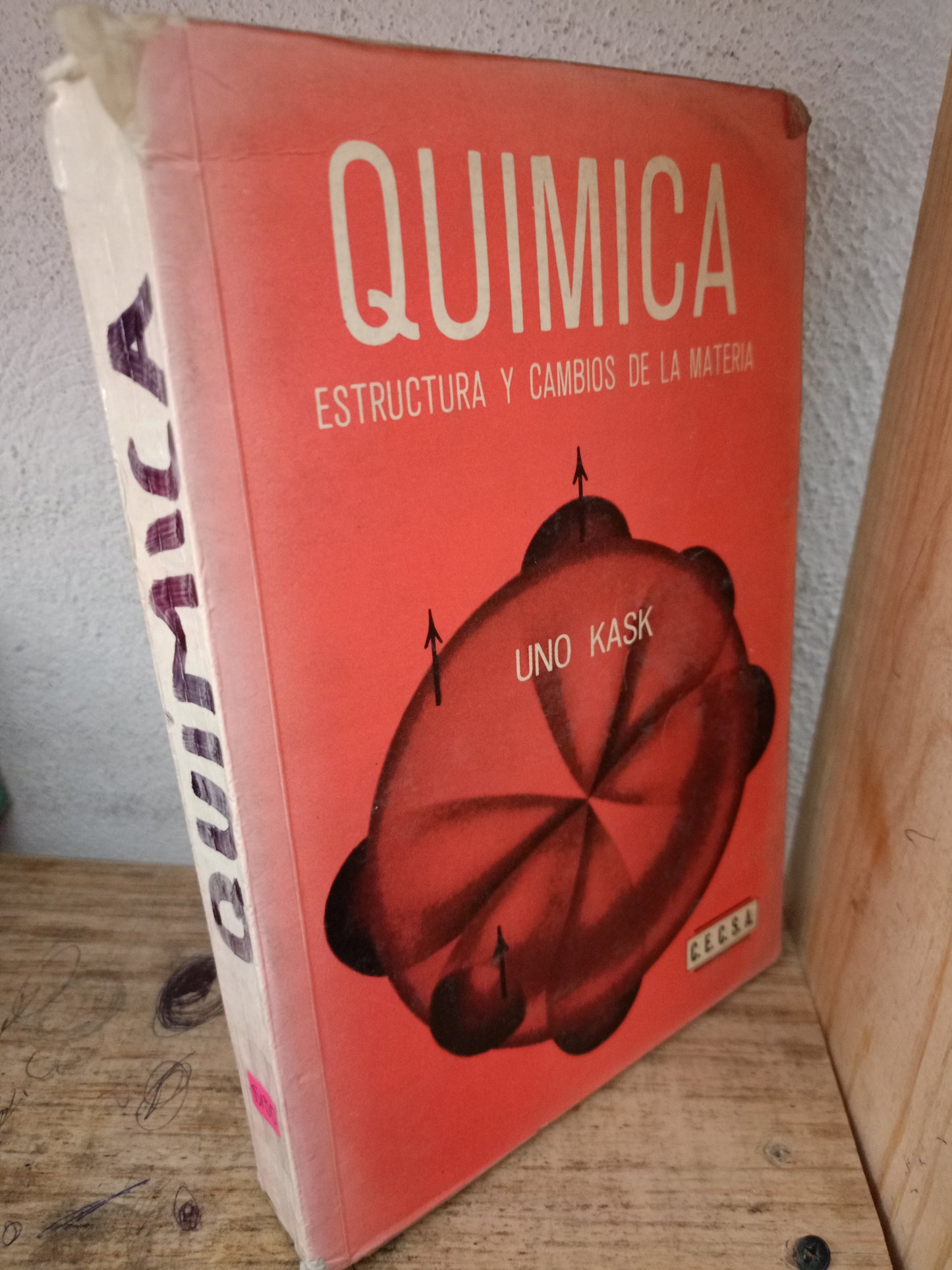 QUIMICA ESTRUCTURA Y CAMBIOS DE LA MATERIA UNO KASK USADO QUIMICA LITERARIO 305