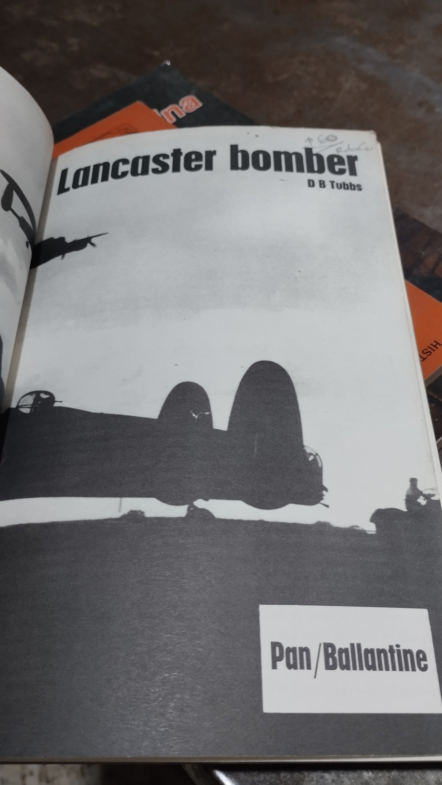 LANCASTER BOMBER POR D B TUBBS LIBRO USADO HISTORIA ALDAMA