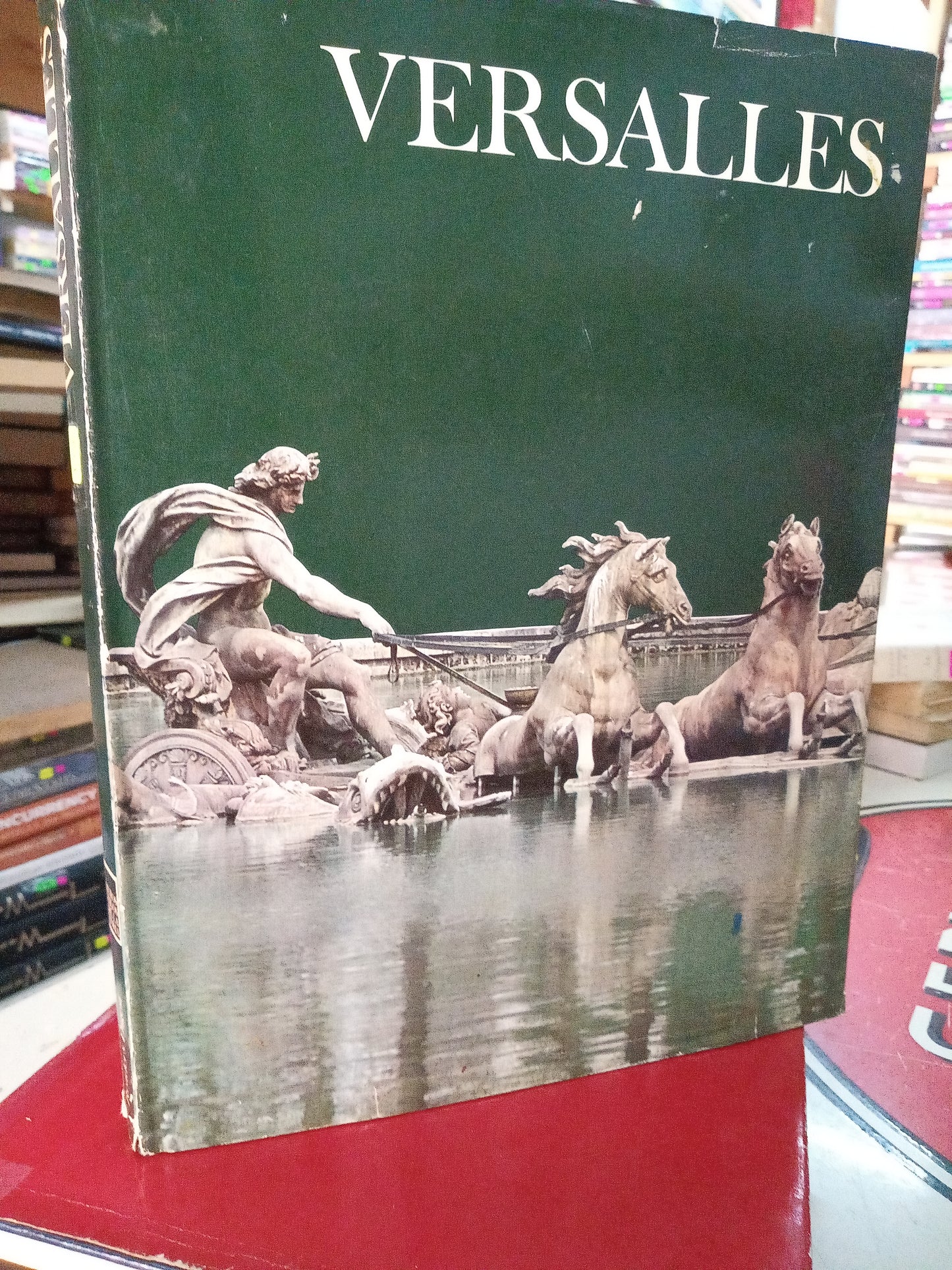 VERSALLES USADO TURISMO LITERARIO 207